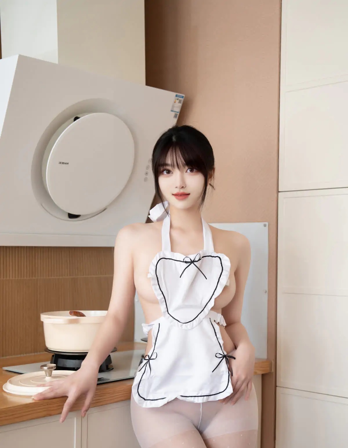 005.白露lulu-内购无水印性感小厨娘_0001