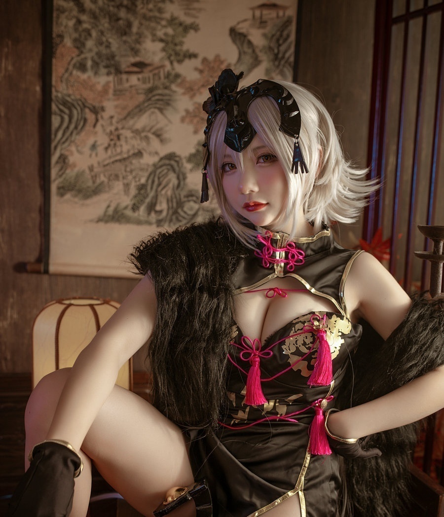 是一只熊仔吗COSPLAY写真作品合集[37套][持续更新]