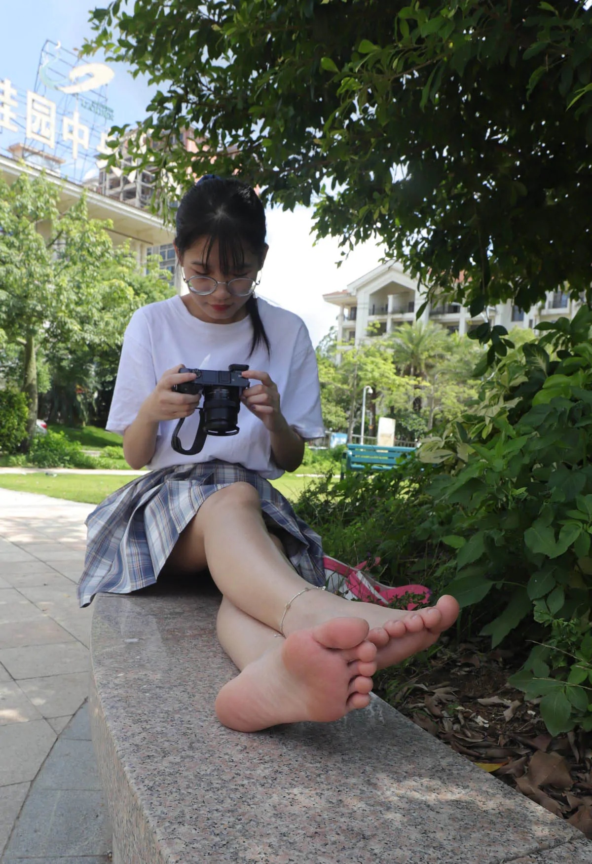 Pary学生模拍_大学生婉萍的雪白美脚__144