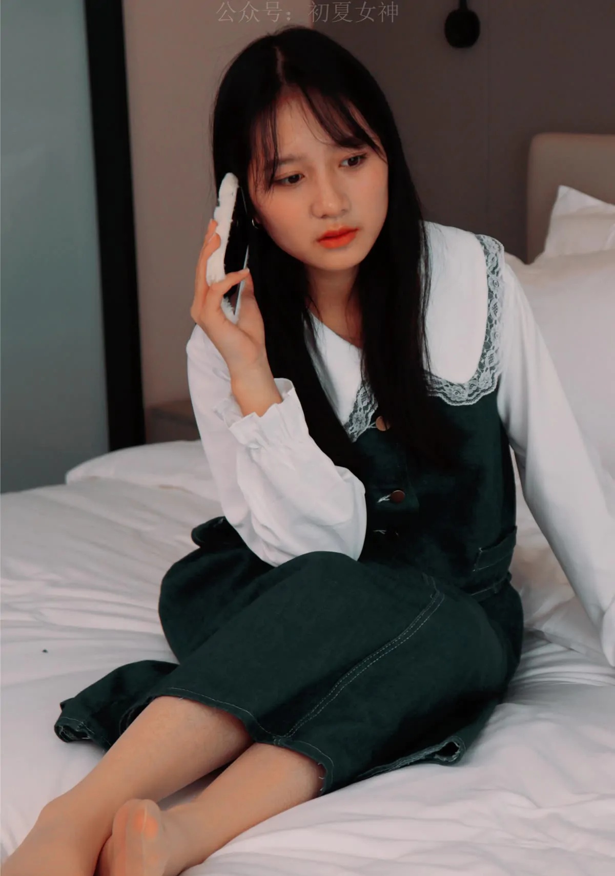 初夏女神_沙沙_牛仔M码长裙搭小黑皮鞋_0028