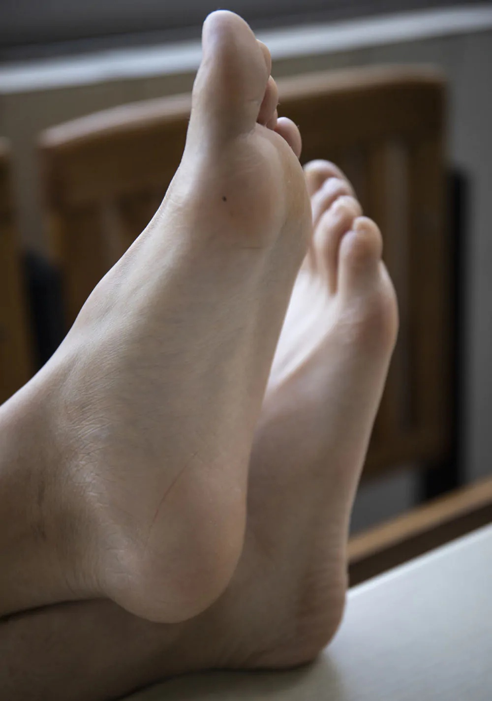 南国足艺_刁钻的角度_四川妹子琳琳教室秀美脚__073