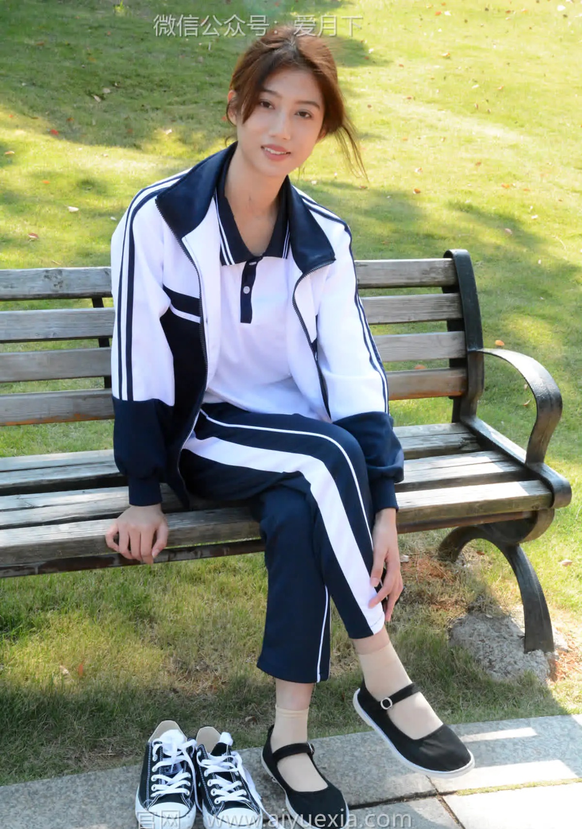 月下摄影_NO.004_秀秀~浅发校服_其实我喜欢酷酷的，今天第一期被安排了校服！_0017