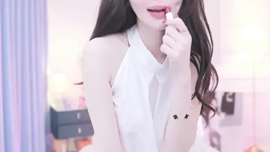 [Korean BJ] clara2828 2025-10-31-秀人网