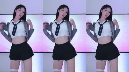 [Korean BJ] uheeeee 2025-09-18-秀人网