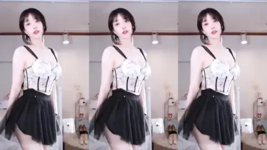 [Korean BJ] rlrlvkvk123 2025-05-13-秀人网