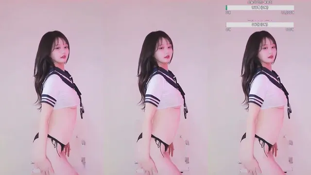 [Korean BJ] gom8212 2025-11-25-秀人网