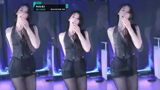 [Korean BJ] duswn8243 2025-07-23-秀人网