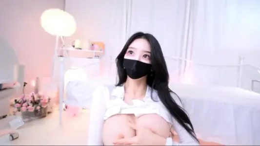 [Korean BJ] moem9e9 2026-01-02-秀人网