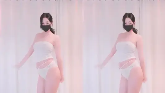 [Korean BJ] ee5844 2025-10-09-秀人网