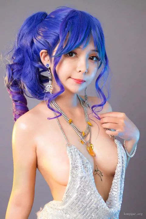 Umeko J(越南) – 全套207期&随包视频[259G-2026.5]-秀人网